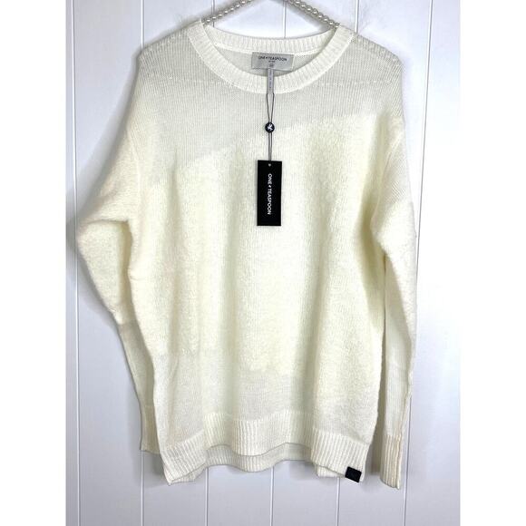 NWT One Teaspoon Shattered Crew Neck Sweater in Cream Size XXS Oversized - Picture 1 of 11